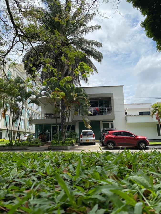 La Esperanza Ciudad Jardin 3*